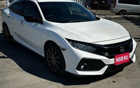 Honda Civic IX, 2019 год, 1 900 000 рублей, 2 фотография