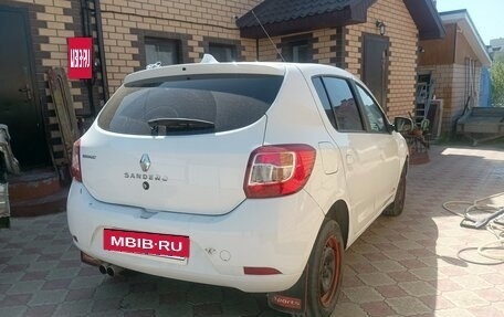 Renault Sandero II рестайлинг, 2019 год, 445 000 рублей, 3 фотография