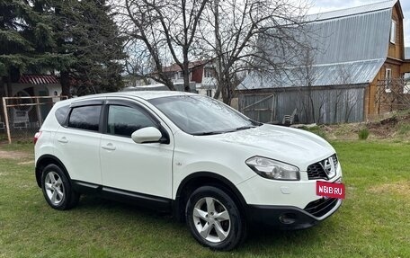 Nissan Qashqai, 2011 год, 850 000 рублей, 2 фотография