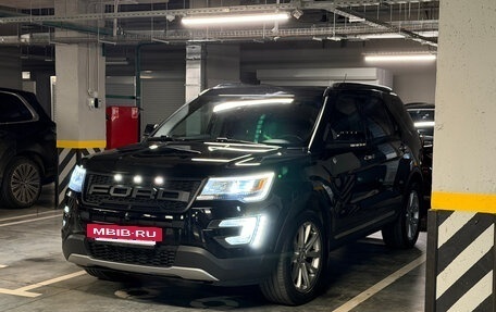 Ford Explorer VI, 2017 год, 3 550 000 рублей, 9 фотография