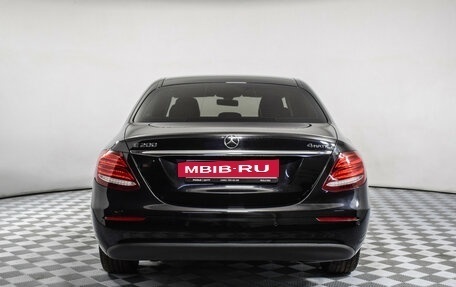 Mercedes-Benz E-Класс, 2019 год, 2 575 000 рублей, 6 фотография