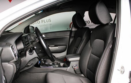 KIA Sportage IV рестайлинг, 2021 год, 2 419 000 рублей, 8 фотография