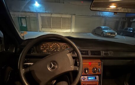 Mercedes-Benz W124, 1987 год, 175 000 рублей, 22 фотография