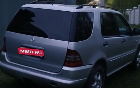 Mercedes-Benz M-Класс, 1999 год, 300 000 рублей, 3 фотография
