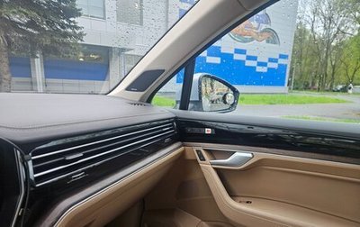 Volkswagen Touareg III, 2018 год, 5 800 000 рублей, 1 фотография