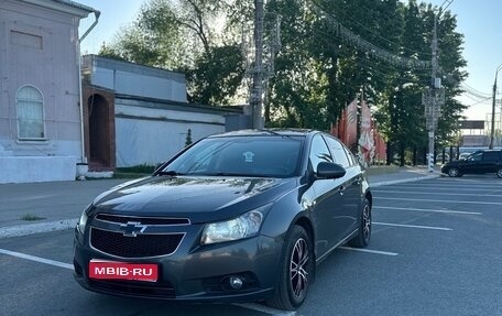 Chevrolet Cruze II, 2011 год, 645 000 рублей, 1 фотография