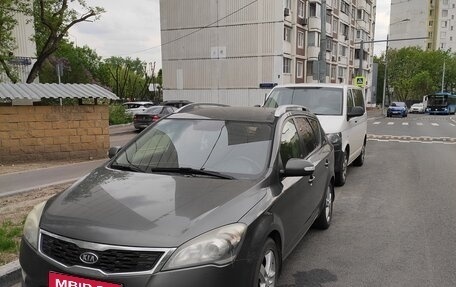 KIA cee'd I рестайлинг, 2011 год, 700 000 рублей, 1 фотография