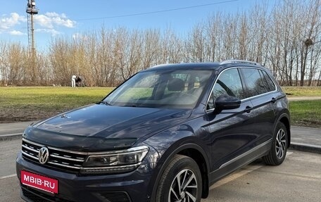 Volkswagen Tiguan II, 2017 год, 2 700 000 рублей, 1 фотография