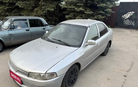 Mitsubishi Mirage VI рестайлинг, 2001 год, 45 000 рублей, 1 фотография