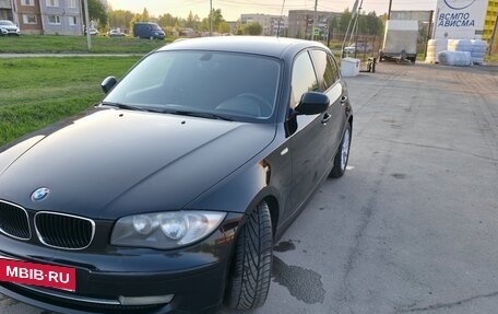 BMW 1 серия, 2010 год, 800 000 рублей, 1 фотография