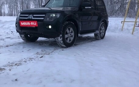 Mitsubishi Pajero IV, 2008 год, 1 200 000 рублей, 13 фотография