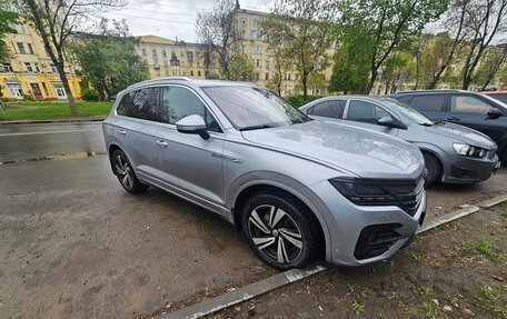Volkswagen Touareg III, 2018 год, 5 800 000 рублей, 8 фотография
