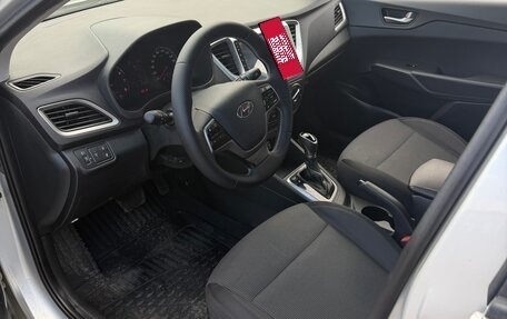 Hyundai Solaris II рестайлинг, 2017 год, 1 150 000 рублей, 14 фотография