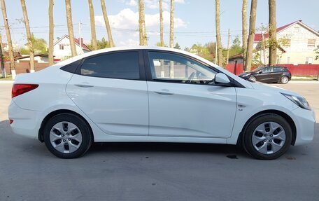 Hyundai Solaris II рестайлинг, 2012 год, 920 000 рублей, 7 фотография