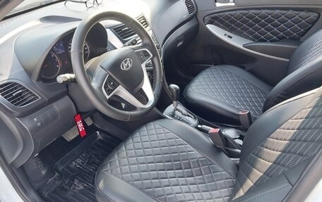 Hyundai Solaris II рестайлинг, 2012 год, 920 000 рублей, 10 фотография