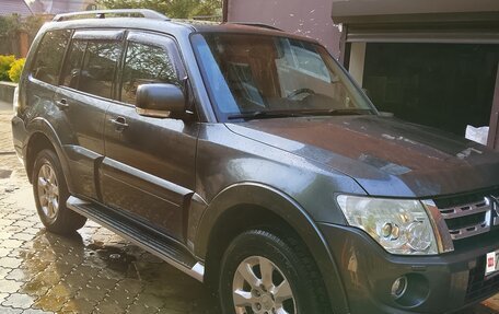 Mitsubishi Pajero IV, 2013 год, 2 150 000 рублей, 2 фотография