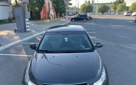 Chevrolet Cruze II, 2011 год, 645 000 рублей, 3 фотография