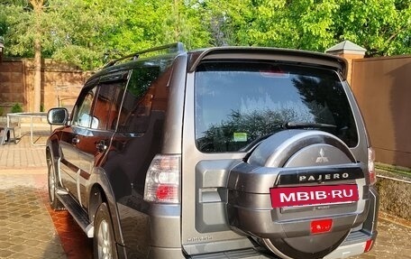 Mitsubishi Pajero IV, 2013 год, 2 150 000 рублей, 3 фотография