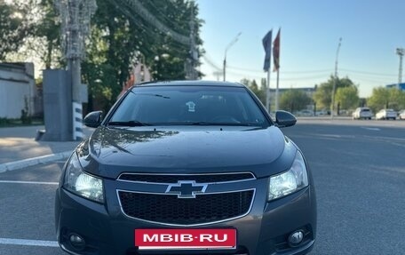Chevrolet Cruze II, 2011 год, 645 000 рублей, 2 фотография