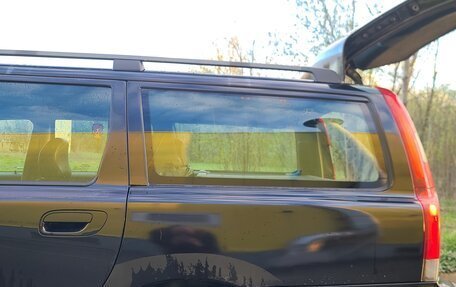 Volvo V70 III рестайлинг, 2004 год, 700 000 рублей, 10 фотография
