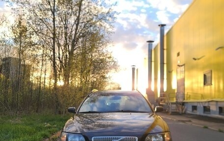 Volvo V70 III рестайлинг, 2004 год, 700 000 рублей, 3 фотография