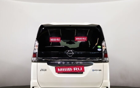 Nissan Serena IV, 2018 год, 2 249 000 рублей, 6 фотография