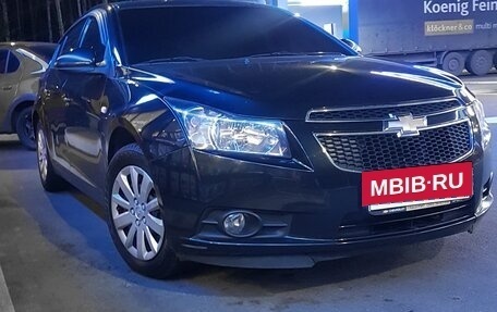 Chevrolet Cruze II, 2012 год, 650 000 рублей, 3 фотография