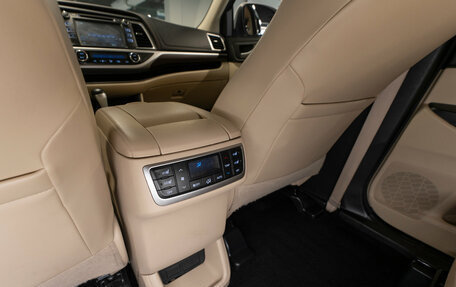 Toyota Highlander III, 2014 год, 2 790 000 рублей, 15 фотография