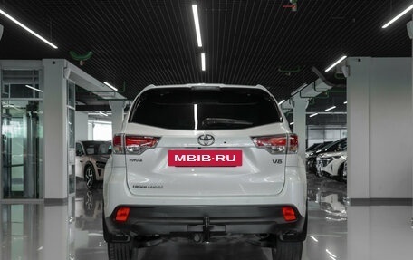 Toyota Highlander III, 2014 год, 2 790 000 рублей, 6 фотография
