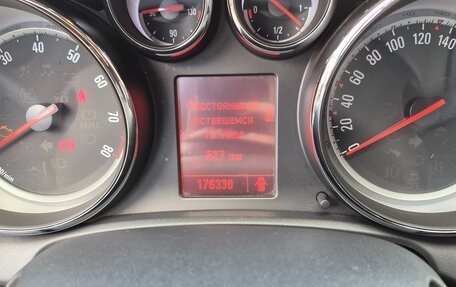 Opel Astra J, 2011 год, 750 000 рублей, 13 фотография