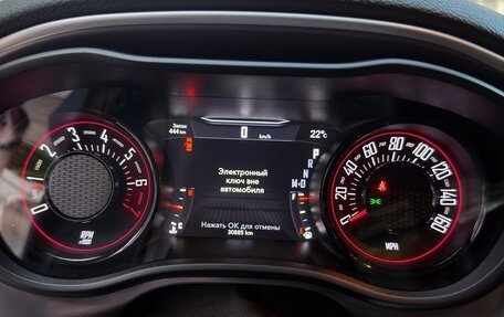 Dodge Challenger III рестайлинг 2, 2021 год, 5 700 000 рублей, 8 фотография