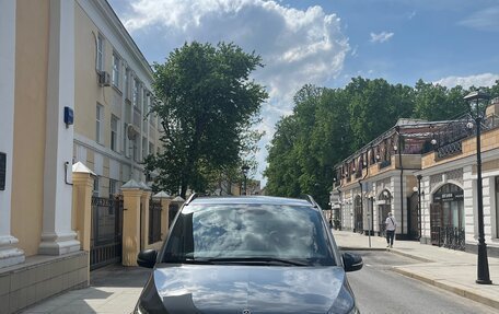 Mercedes-Benz V-Класс, 2020 год, 4 850 000 рублей, 4 фотография