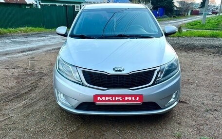 KIA Rio III рестайлинг, 2012 год, 900 000 рублей, 2 фотография