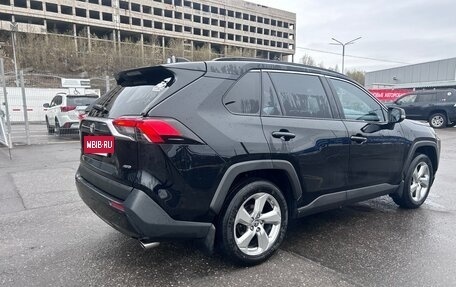Toyota RAV4, 2021 год, 3 000 000 рублей, 4 фотография