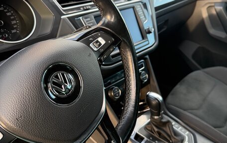 Volkswagen Tiguan II, 2017 год, 2 700 000 рублей, 6 фотография