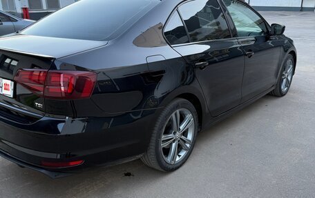 Volkswagen Jetta VI, 2017 год, 1 350 000 рублей, 4 фотография