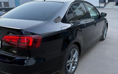 Volkswagen Jetta VI, 2017 год, 1 350 000 рублей, 10 фотография