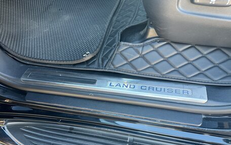 Toyota Land Cruiser 200, 2017 год, 7 890 000 рублей, 19 фотография