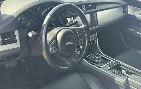 Jaguar XF II, 2017 год, 2 150 000 рублей, 4 фотография