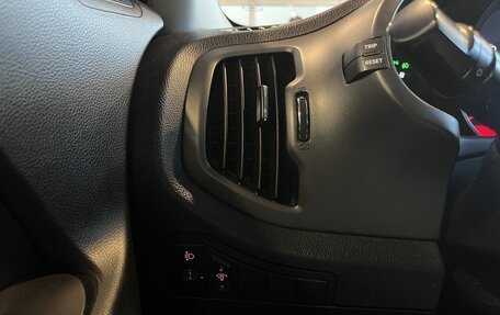 KIA Sportage III, 2012 год, 1 215 000 рублей, 32 фотография