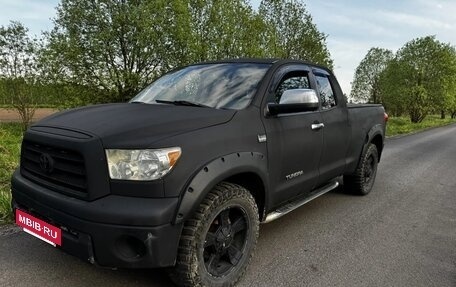 Toyota Tundra II, 2007 год, 1 895 000 рублей, 2 фотография