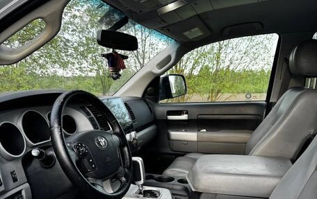 Toyota Tundra II, 2007 год, 1 895 000 рублей, 25 фотография