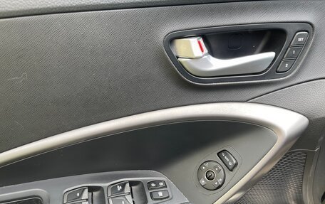 Hyundai Santa Fe III рестайлинг, 2013 год, 2 150 000 рублей, 11 фотография