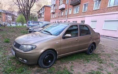 Fiat Albea I рестайлинг, 2010 год, 190 000 рублей, 4 фотография