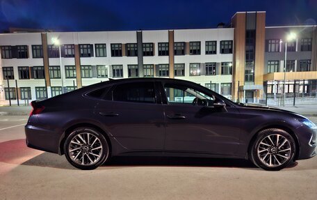 Hyundai Sonata VIII, 2021 год, 3 000 000 рублей, 23 фотография
