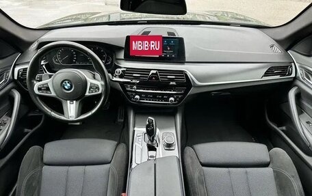 BMW 5 серия, 2020 год, 4 399 000 рублей, 17 фотография