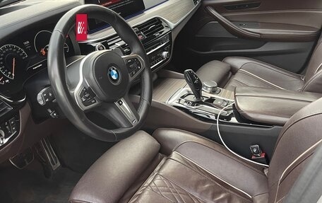 BMW 5 серия, 2018 год, 3 650 000 рублей, 8 фотография