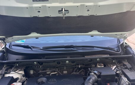 Toyota RAV4, 2016 год, 2 750 000 рублей, 4 фотография