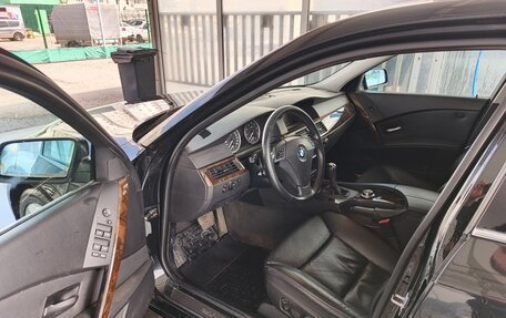 BMW 5 серия, 2006 год, 2 350 000 рублей, 13 фотография