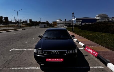 Audi S8, 1998 год, 900 000 рублей, 16 фотография